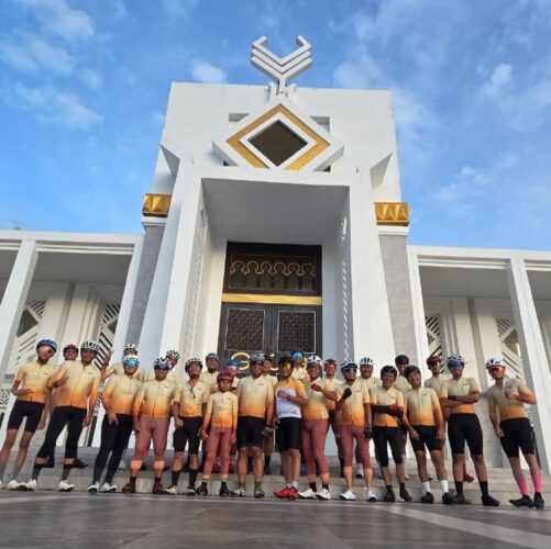 Luncurkan Jersey Edisi 2026, Pesepeda Road Bike Gowa Siap Taklukkan "Long Trip" Toraja