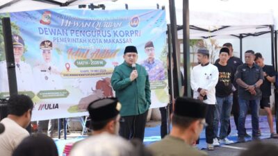 Pemkot Makassar Sembelih Sembilan Sapi Kurban dan Dibagikan ke Petugas Kebersihan