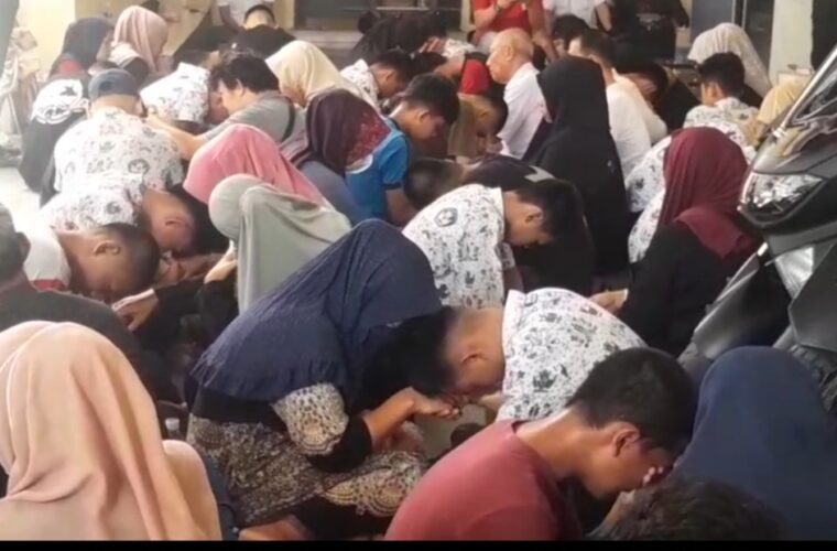 Viral Konvoi Bawa Sajam, Puluhan Pelajar SMP di Gowa Diamankan Polisi