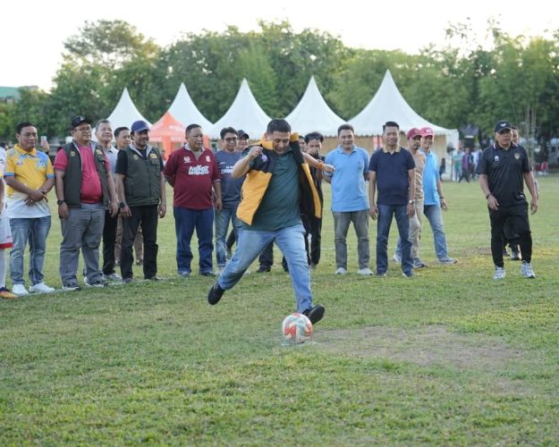 Appi Resmi Buka Turnamen Sepak Bola Walikota Cup 2026