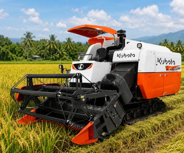 Combine Harvester dan Transformasi Pertanian Indonesia di Tengah Kebutuhan Produksi Pangan Nasional