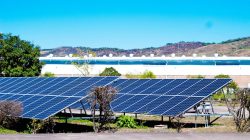 Kapan PLTS Off-Grid Menjadi Pilihan bagi Industri di Area Terpencil?