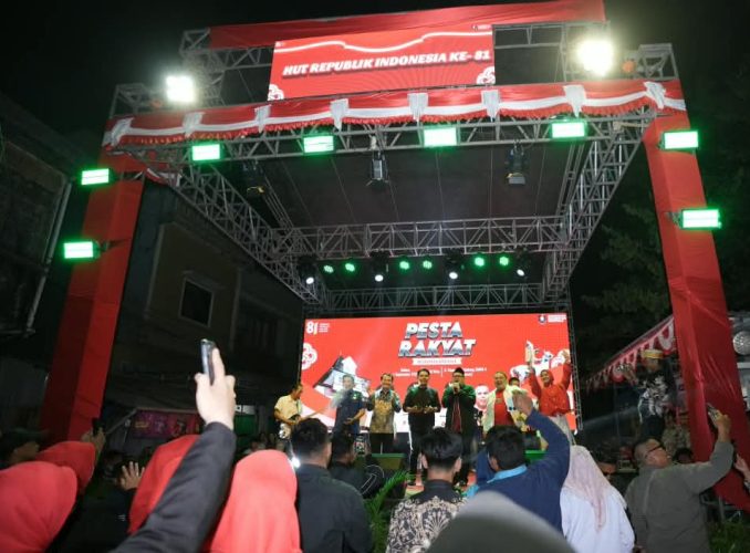 Pesta Rakyat di Bontoala Berlangsung Meriah, Appi Beri Hadiah Spesial untuk Petugas Kebersihan